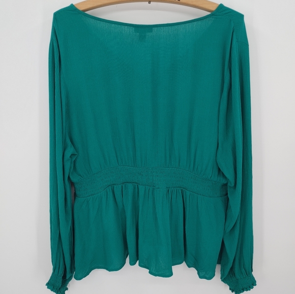 Torrid Emerald Green Long Sleeve Blouse - Picture 6 of 6